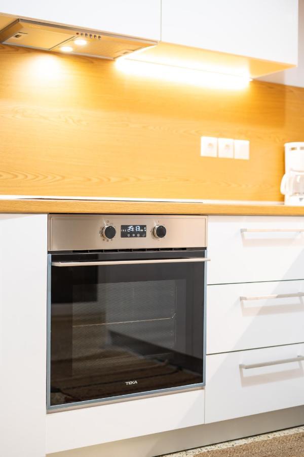 Ikos Central Spacious Apartment Salonicco Esterno foto